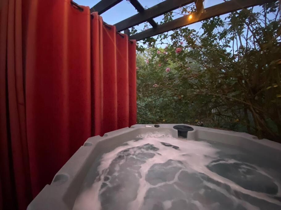 Cottage With Hot Tub And Pool Bandera, Tx. Luaran gambar